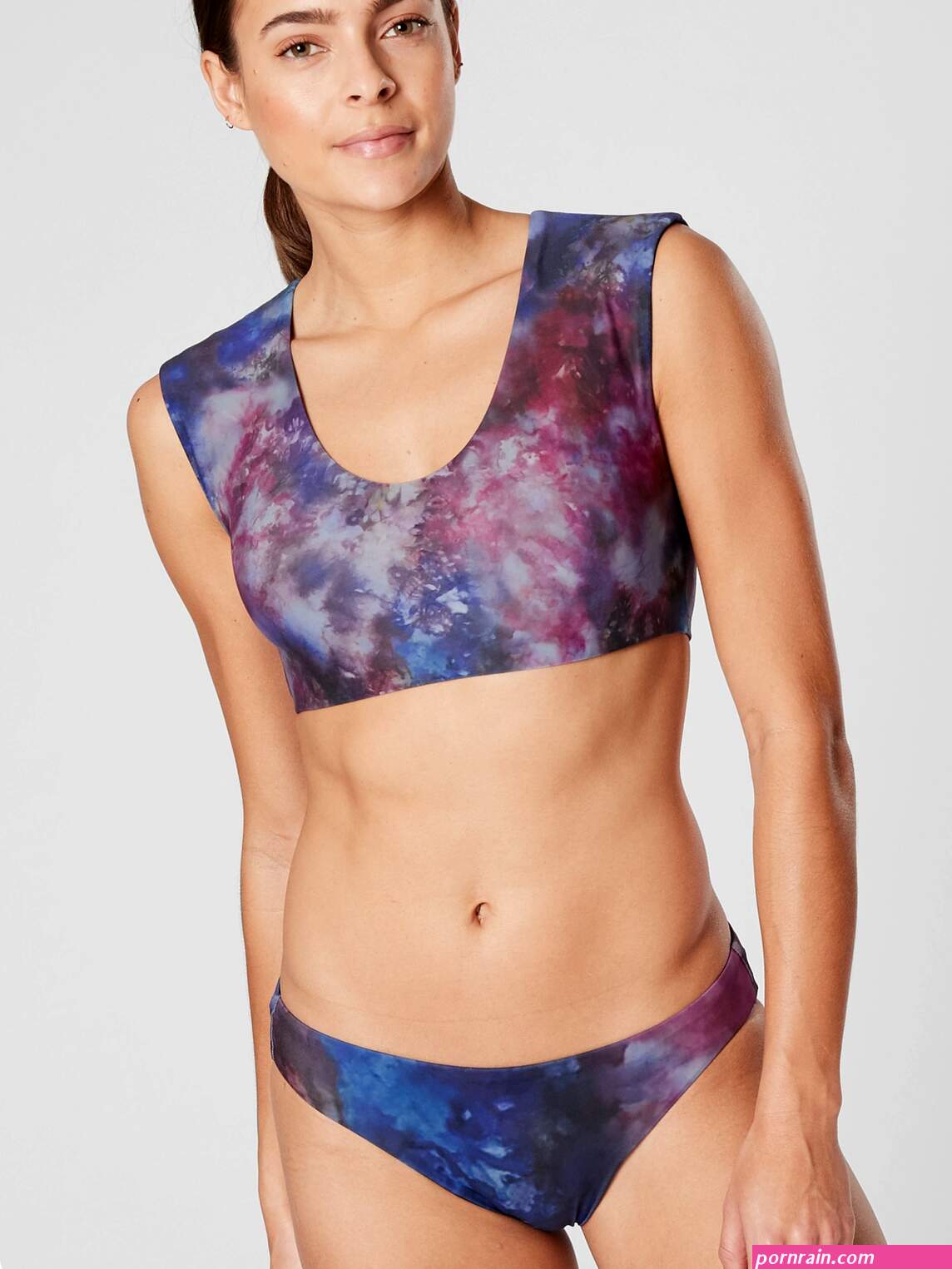 Athleta clean medium bottom