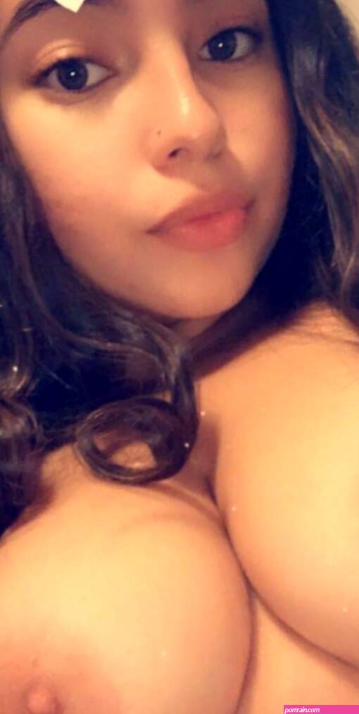 18 year old exposed! Nudes!
