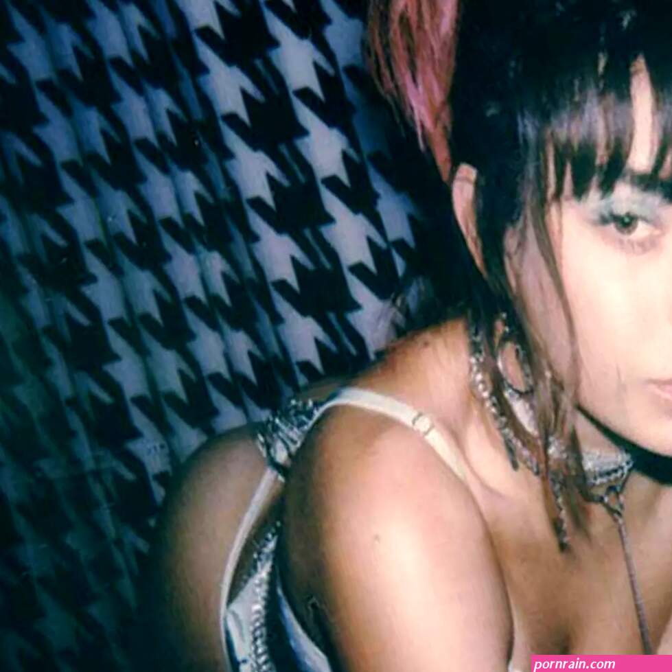 Charli XCX poses near-nude in uber sultry snap