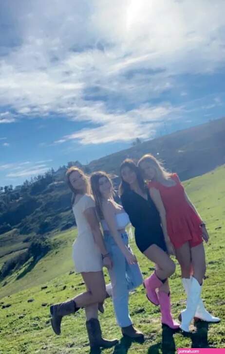 Emma R B Nude OnlyFans Leak Picture NMB2Ad62wu