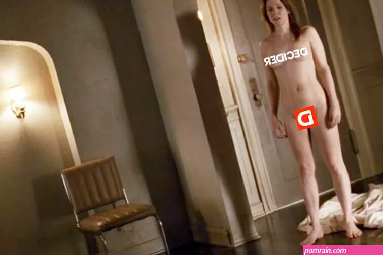 10 Infamous Scenes Where Movie Stars Bared All