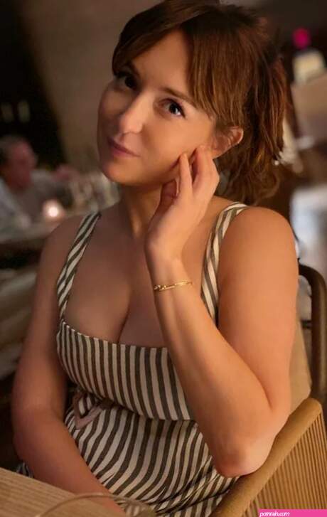 Milana Vayntrub Nude OnlyFans Leak Picture DeC8V7vIac