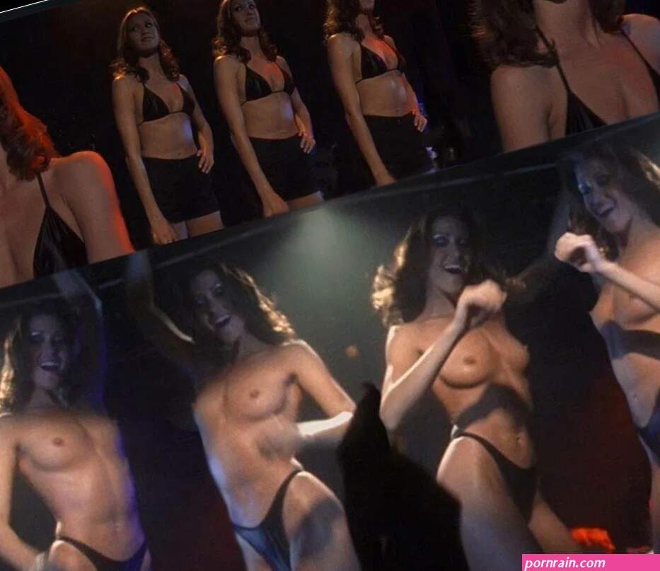 Shannon Elizabeth Onlyfans Photo Gallery Leaked Nude Shannon Elizabeth Image 3741414
