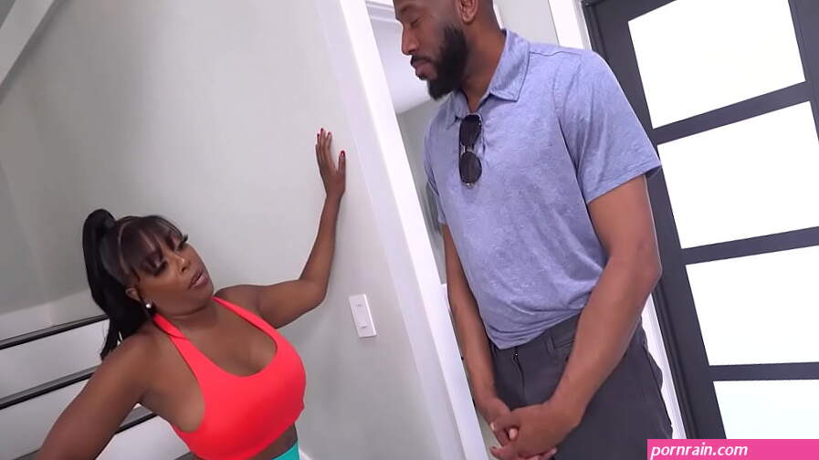 Yum Thee Boss Pay Her Rent In Pussy