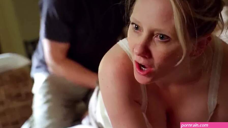 Rebecca Creskoff and Anne Heche in Hung Scandalplanet Com: Celebrity Pussy Porn