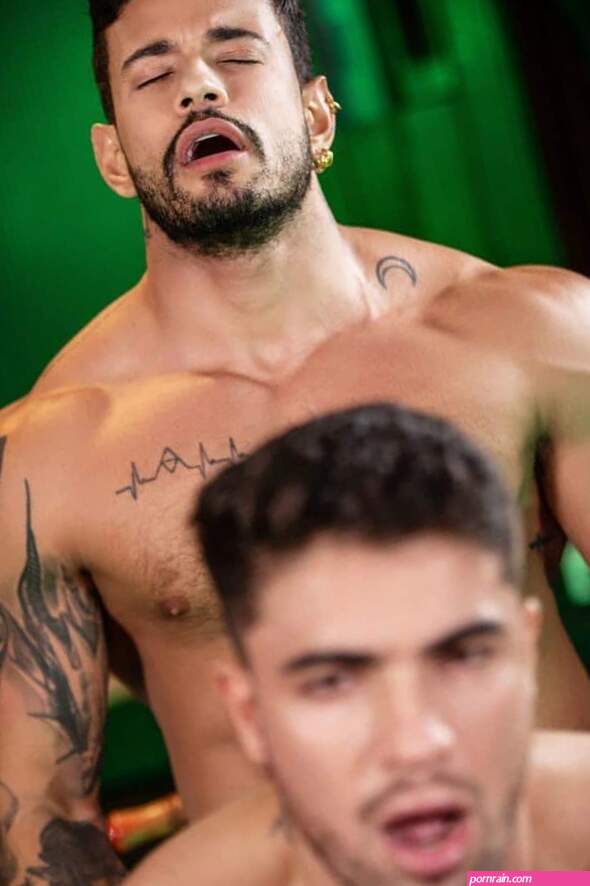 Horny muscle stud Alejo Ospinas huge uncut cock barebacking Daniel Montoyas hot bubble butt at Men