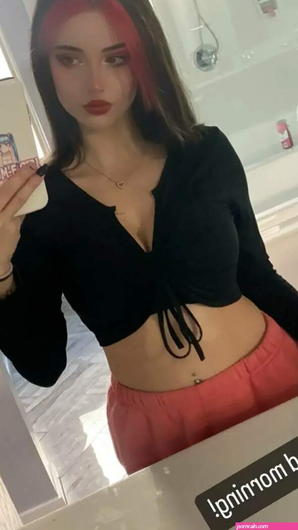 lauren burch onlyfans pics