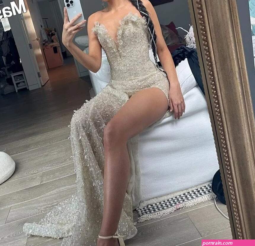 Pokimane Free Nudes Album 8 Pictures