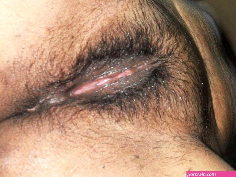 Indian Wife Shwetas Hairy Pussy Closeup Pics