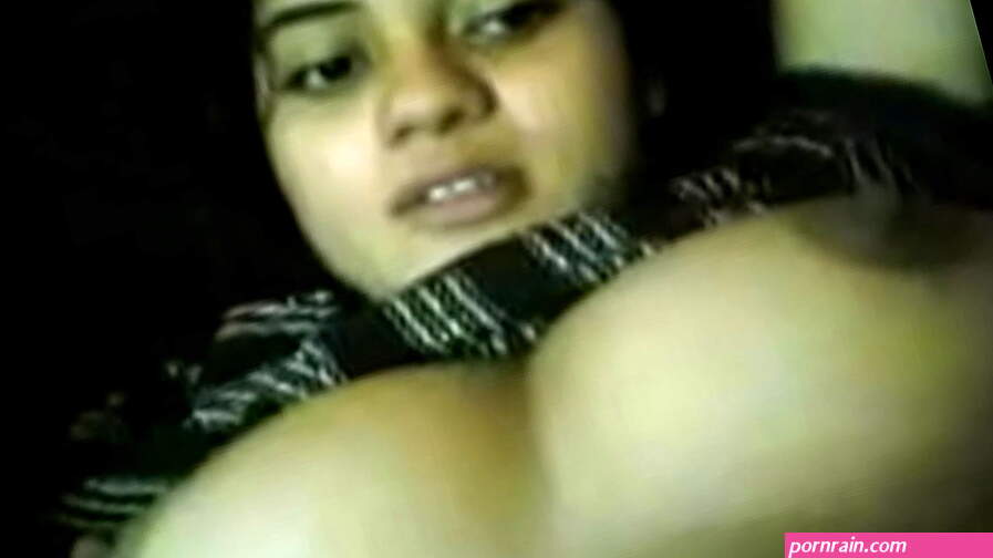Sssbangladesh girl shows boobs and pussy