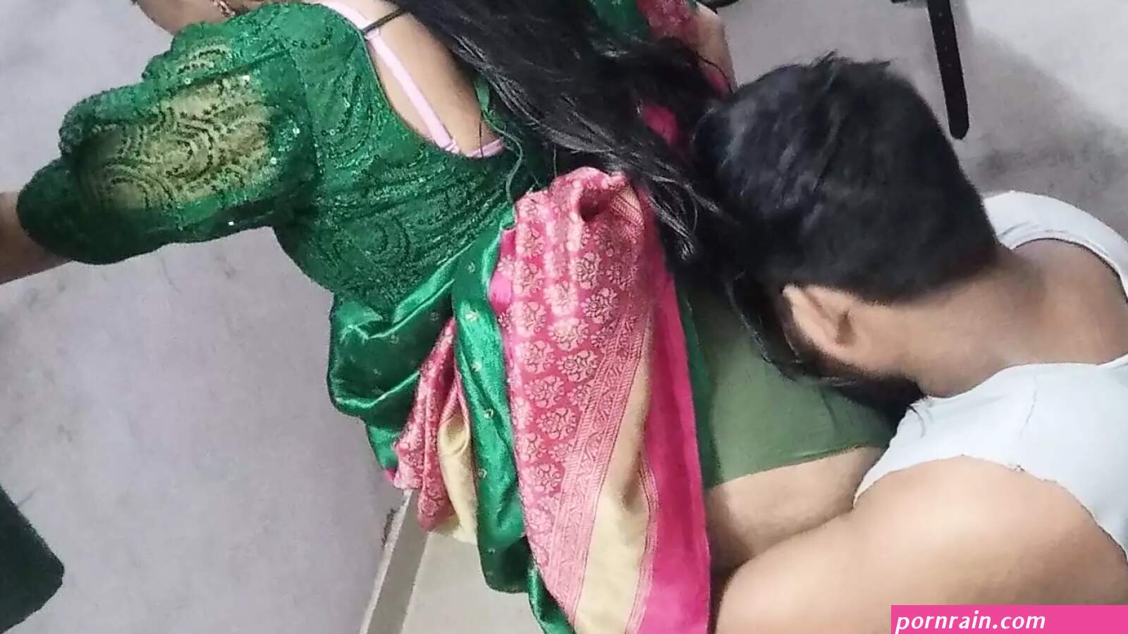 Bengali Saree Aunty Porn Videos