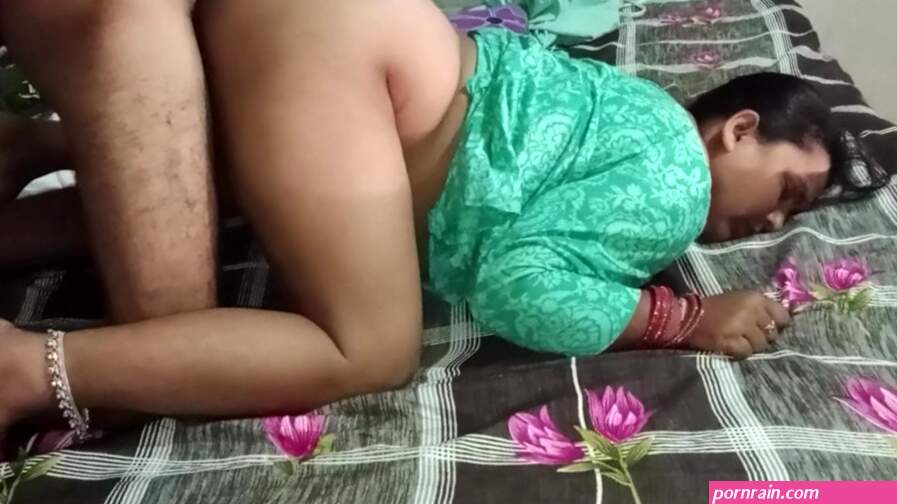 Big ass girl enjoy doggy style with delivery boy moti gand wali ladki Ghar me akeli thi moka milte h