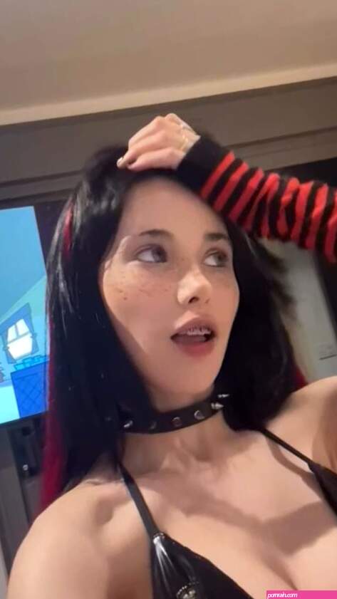 nicoleponyxos video Tweet