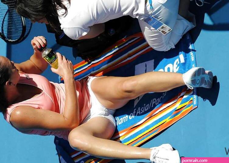 TENNIS UPSKIRT sport dolls raw undies voyeur g-string
