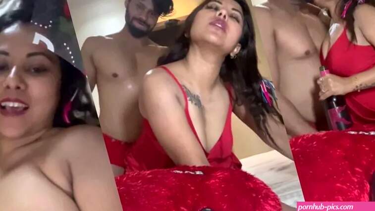 Teen Assamese Girl Nude Selfies For Her Boyfriend