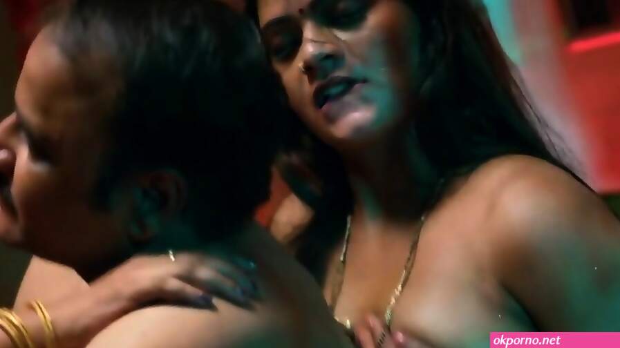 Choli ke peeche