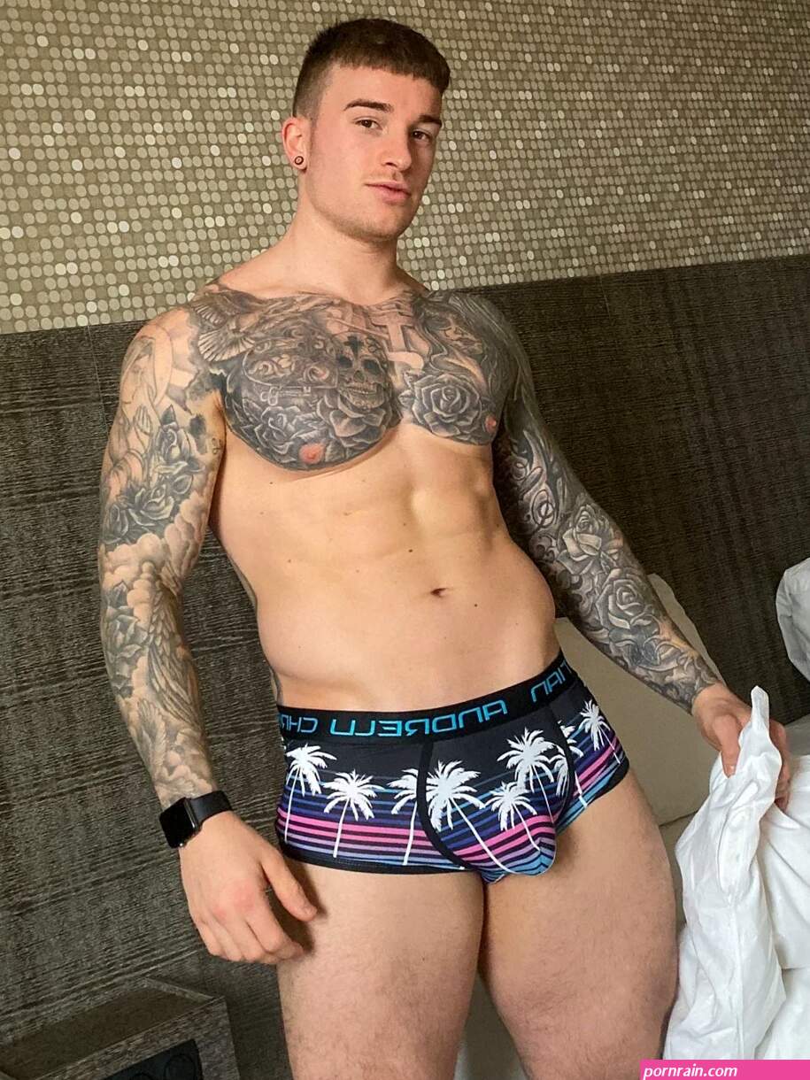 Chris hatton porn