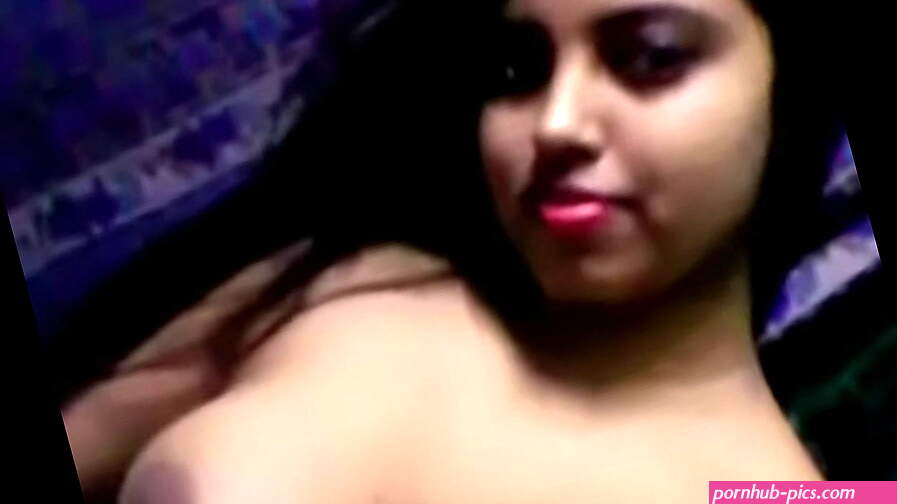 Desi teen girl nude body show