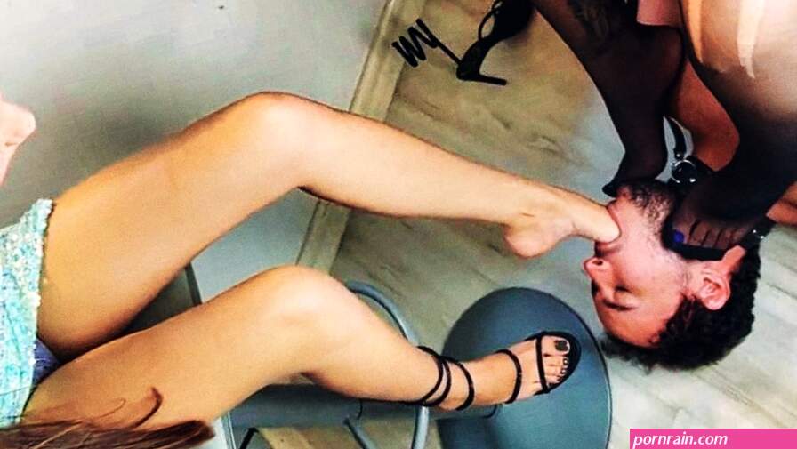 53 comffmdm goddess grazi and paulinha fetish feet deep slave worship gagging foot slave femdom