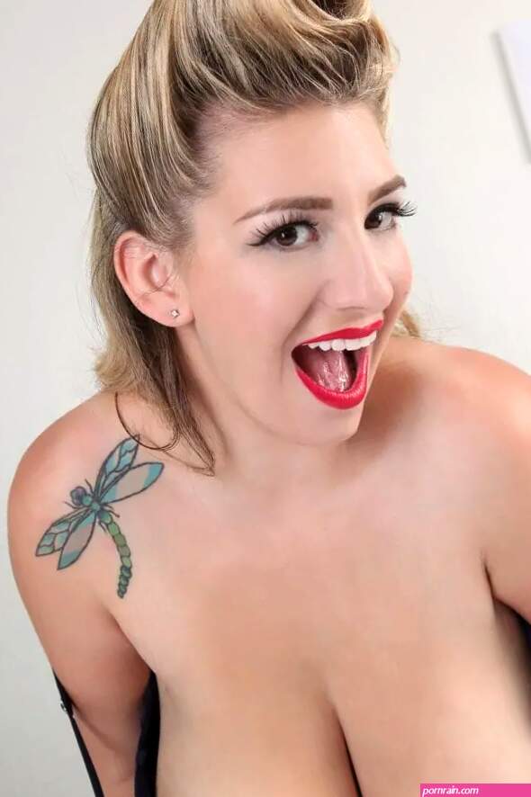 datawav boobs pics