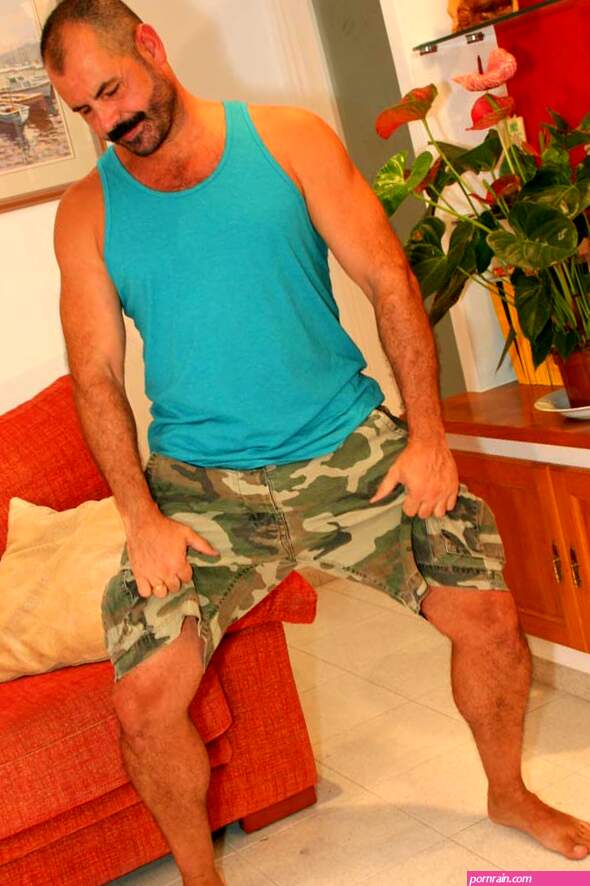 Rodrigo Toro mature solo by Hot Older Male