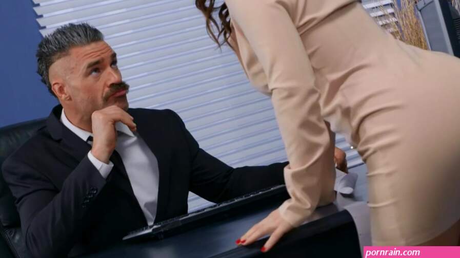 Naughty secretary wants promotion