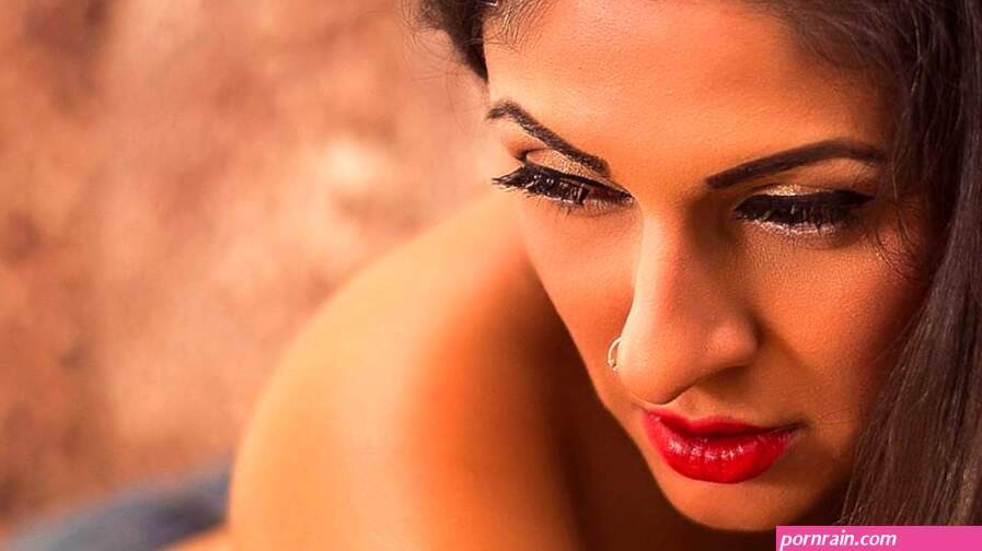HOT PHOTOSHOOT TEASER!!!!! COMING SOON !!!