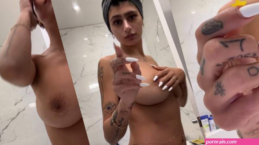 Mia Khalifa Nipple Tease Video Leaked