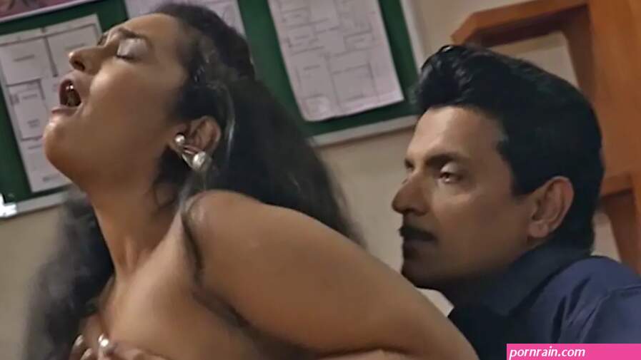 Sarika Salunkhe Sex and Nude Video XHOT