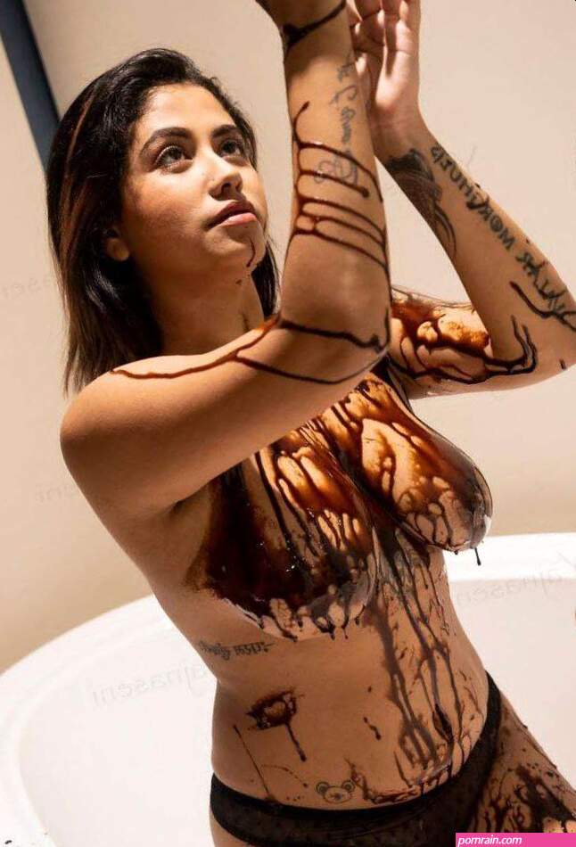 Yajnaseni Nude OnlyFans Photos 13