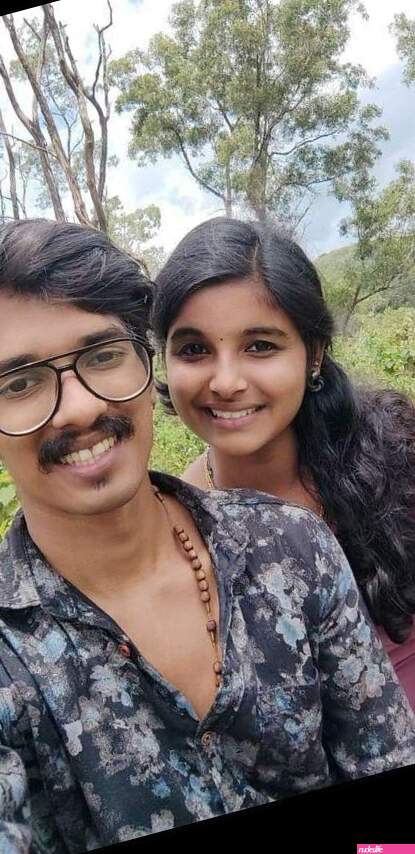 Mallu girlfriend outdoor blowjob and sex pics