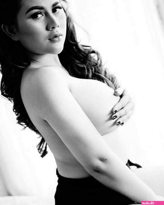Renna Dyana renadyanareal Nude Leaks OnlyFans
