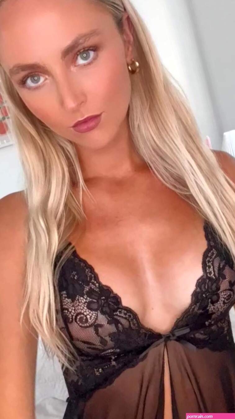 Watch online Annie Kate aka Anniekate78 OnlyFans