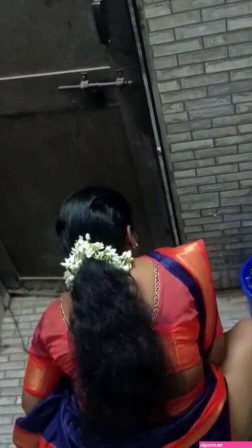 Hit list: Saree Aunty Toilet Spy piss