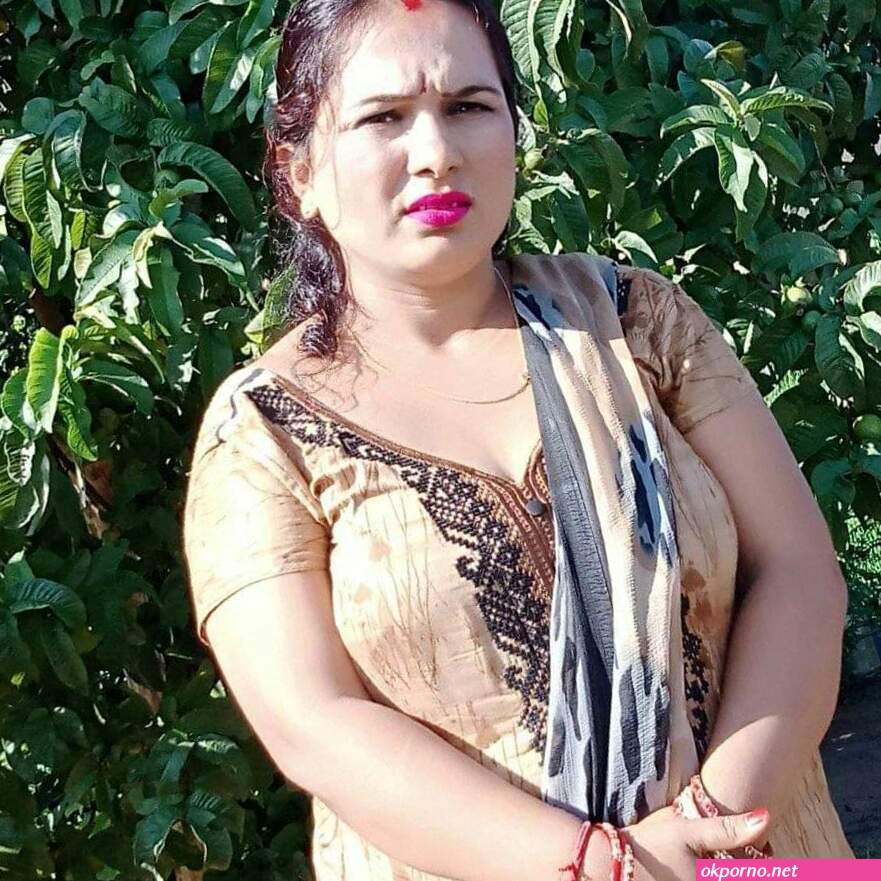 Pin On Nepali Aunty 190