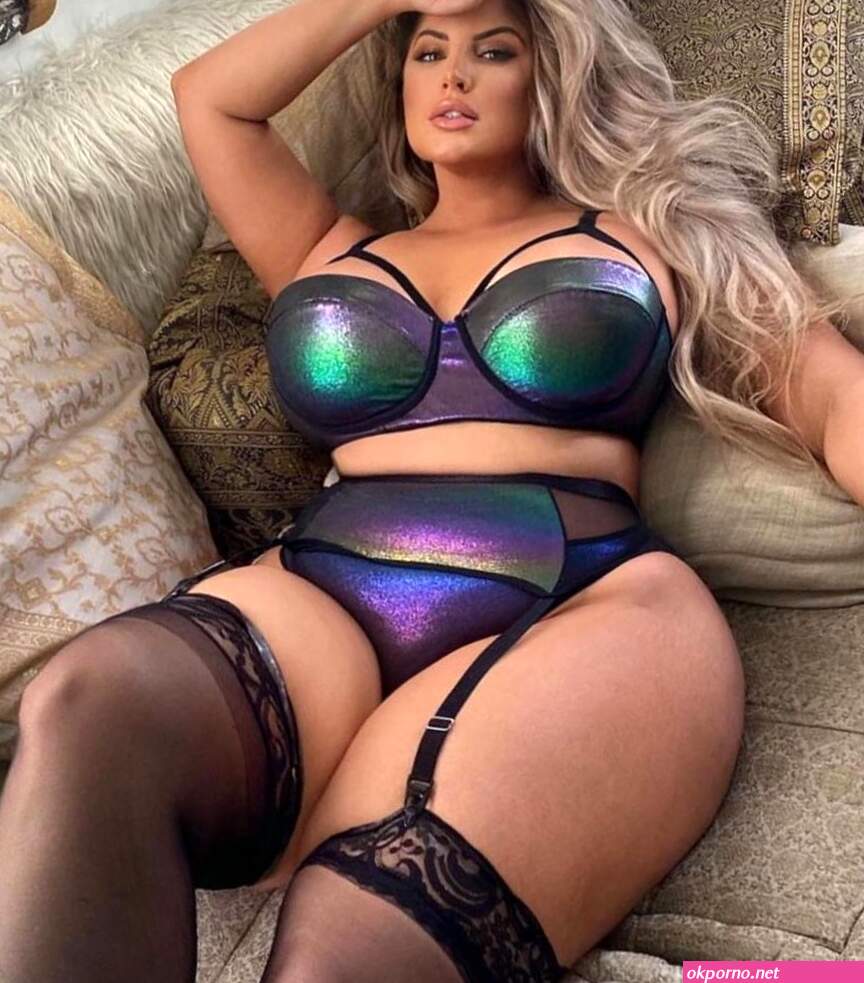 Ashley Alexiss Bustier Set Sexy Romantic Lingerie Darkest Fox