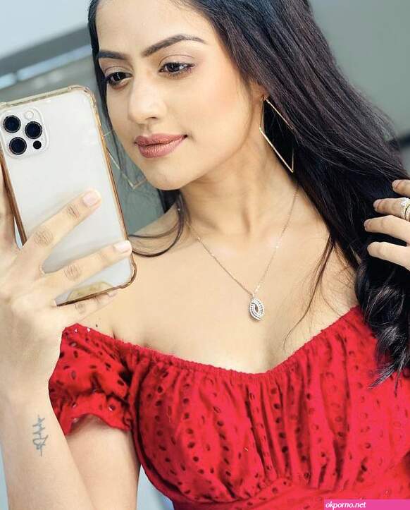 SriLankan girls xxx sex photos leaked online
