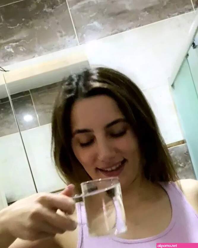 HOT INDIAN GIRL TANGO LIVE NUDE