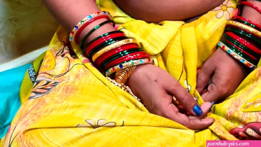 Xxx Desi Indian bhabhi hard chudai Desi aunty