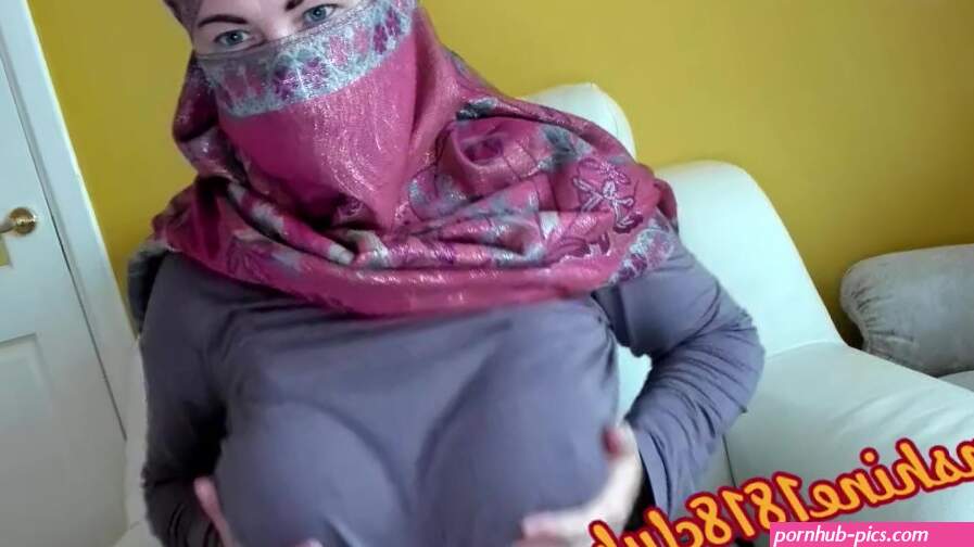 Arab muslim in hijab sexy slut on webcam big boobs bbw booty October 23rd
