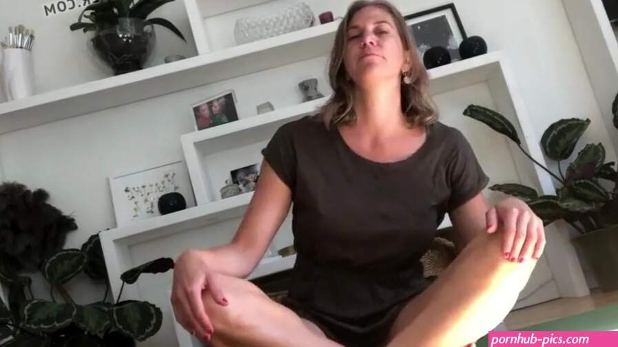 Free Marling Yoga -Day 545 of yoga Porn Video