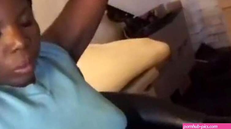 Sexy black sugar mummy Riding big black cock