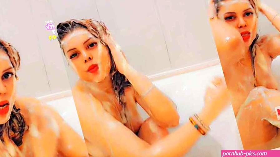 Actress Pooja Poddar Nude Hot Bathtub Slight Boobs N!pple Show