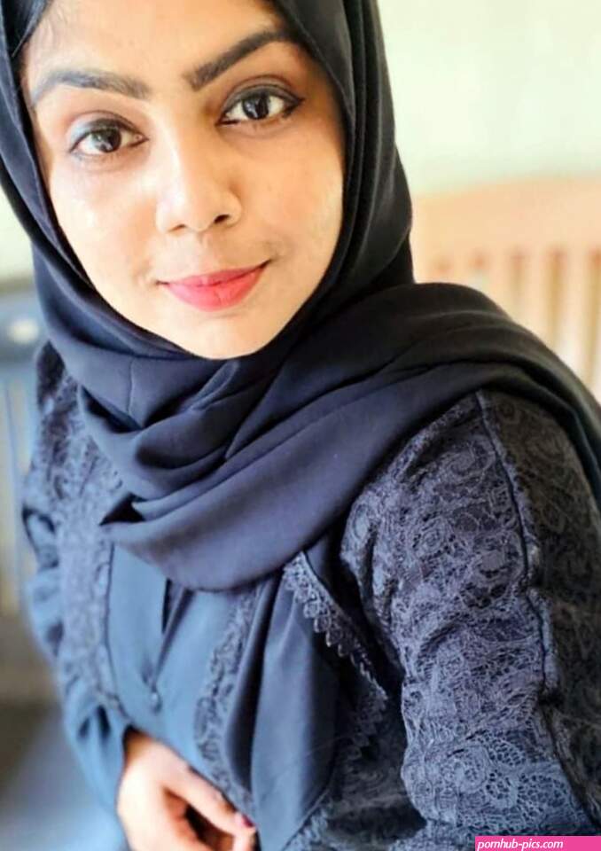 Desi indian muslim girl fucking in hijab desi chudai
