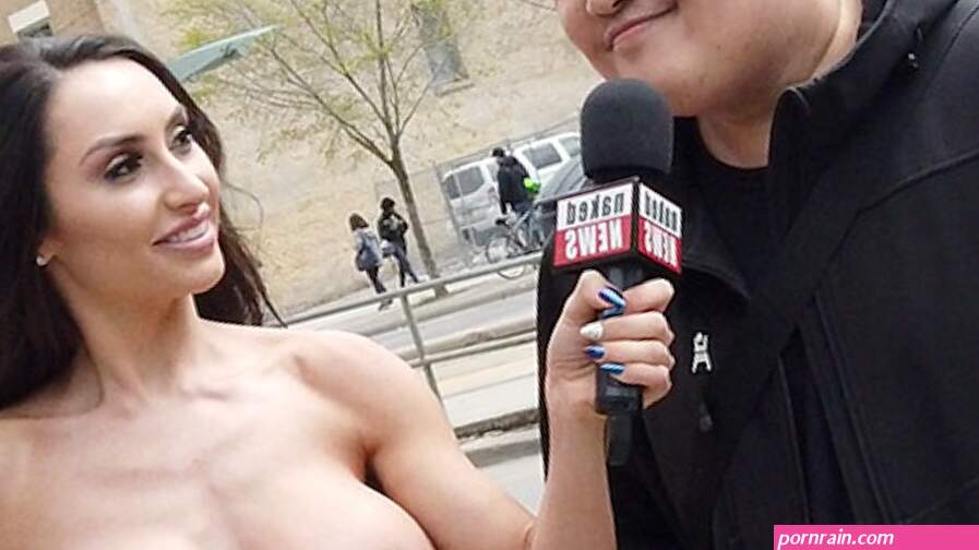 Seins nus en public