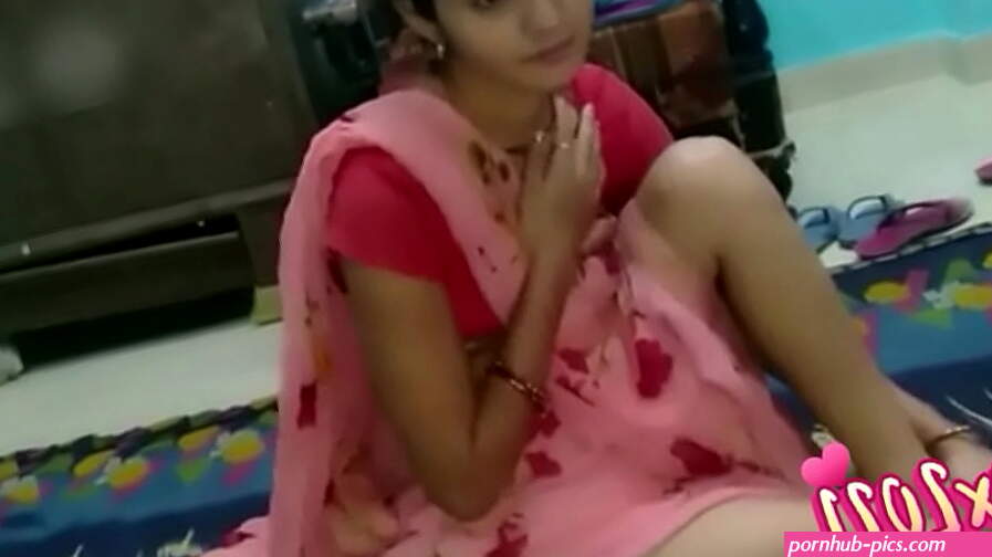 Nude video celebs Karishma Sharma sexy