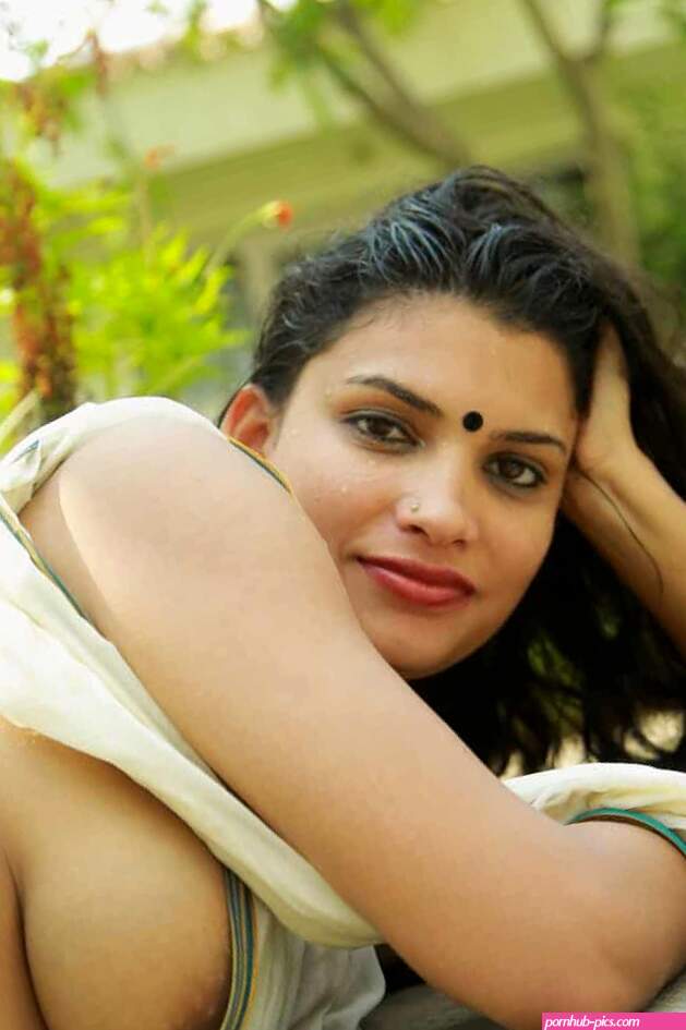 Indian model nude pics to to tease your sex mood