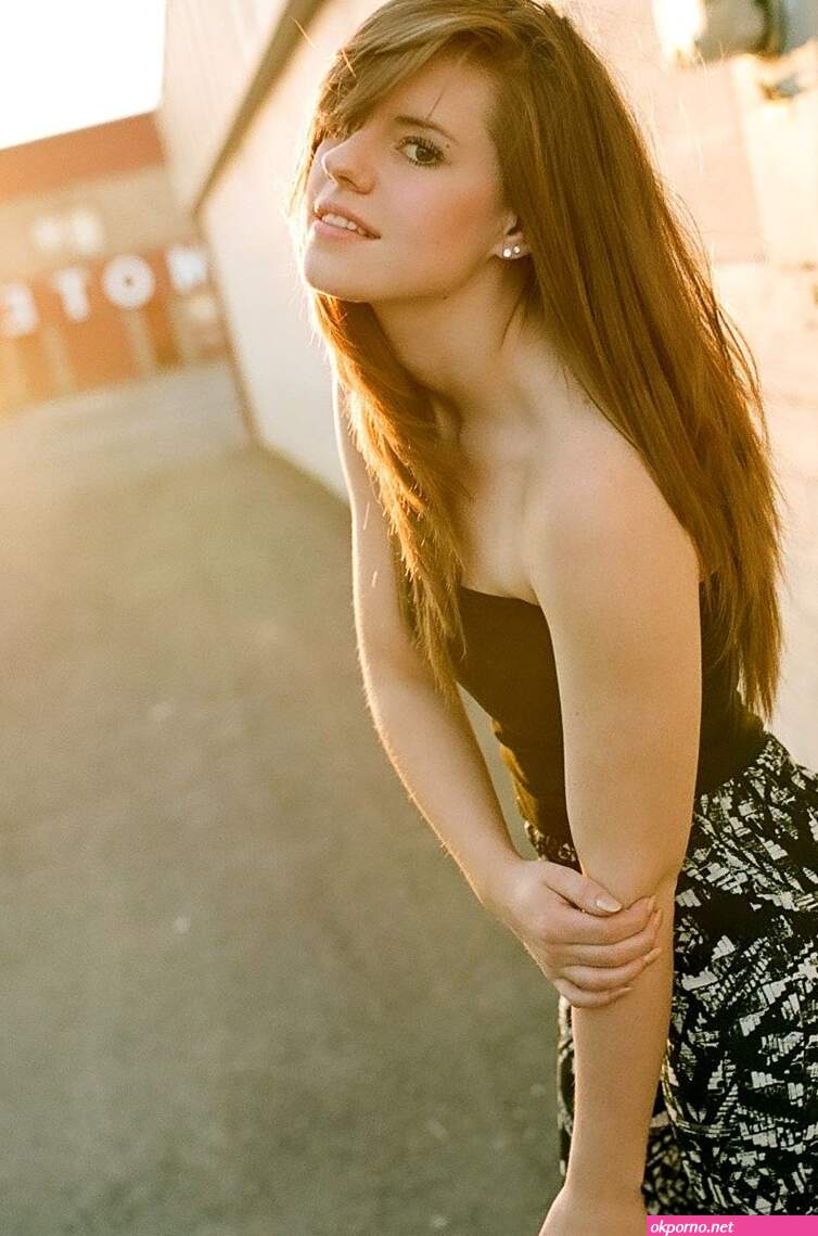 Nicole Polar Lights