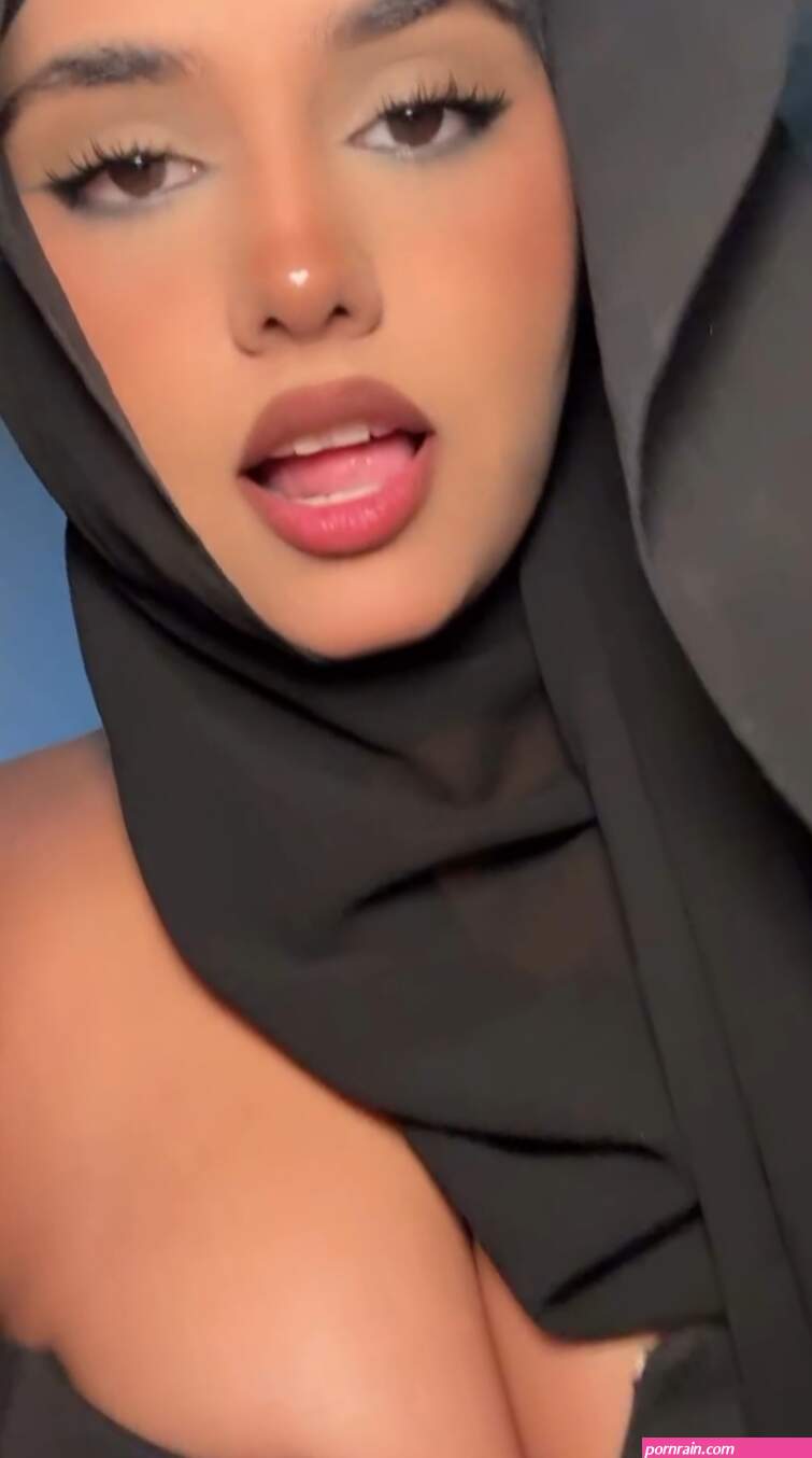 Hijabi dalila Onlyfans:-
