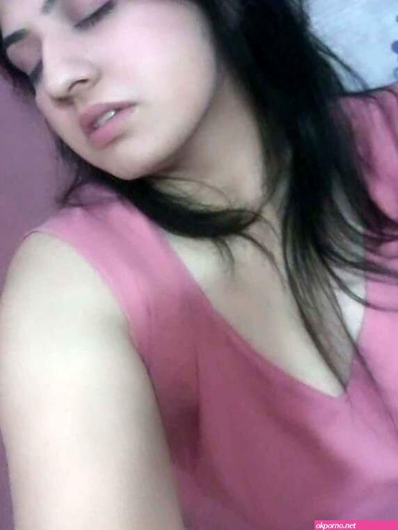 25 Super hot punjabi bhabhi nude pics